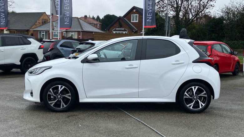 Toyota Yaris 1.5 Hybrid Design 5dr CVT Hybrid Hatchback